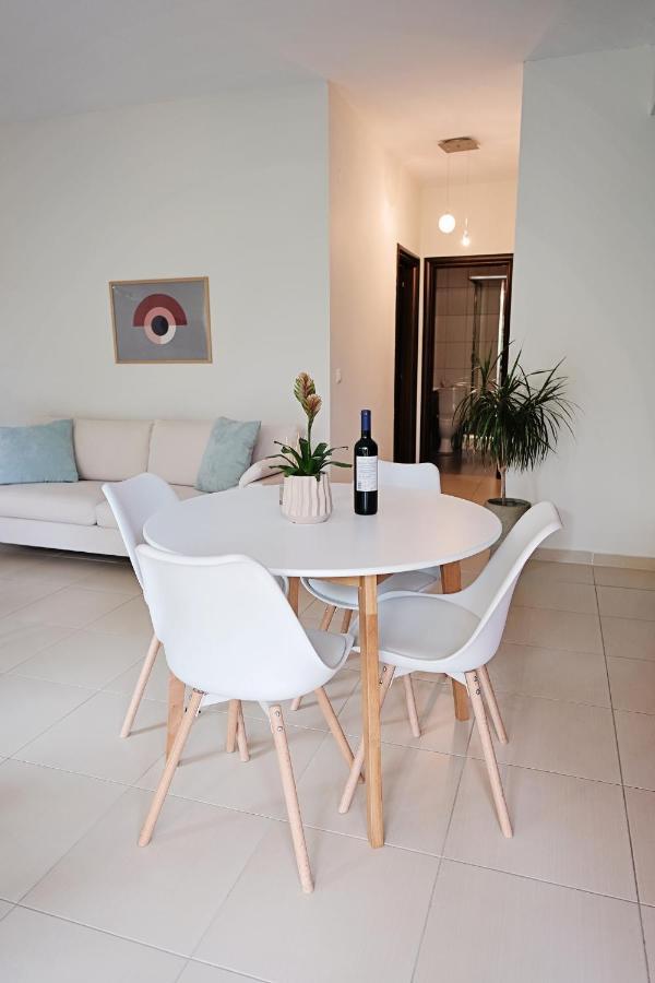 Oasis Garden House Apartment Nea Iraklitsa Luaran gambar